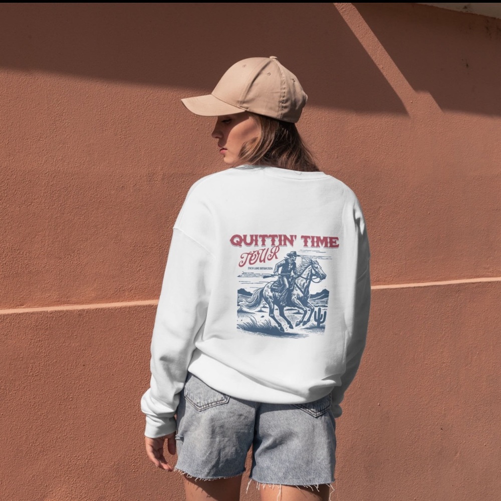 NWT! Zach Bryan The Quittin' Time Tour Crewneck Sweatshirt Merch - Picture 1 of 7